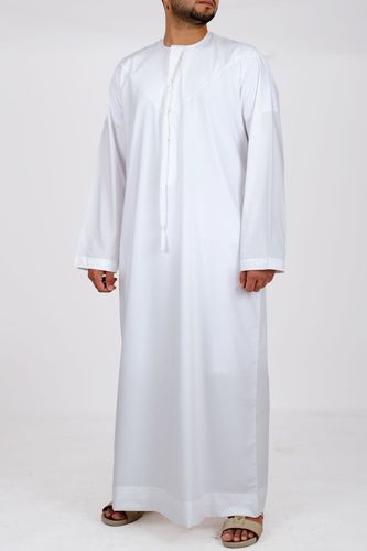 emirati-omani-kandura-marble-1.jpg